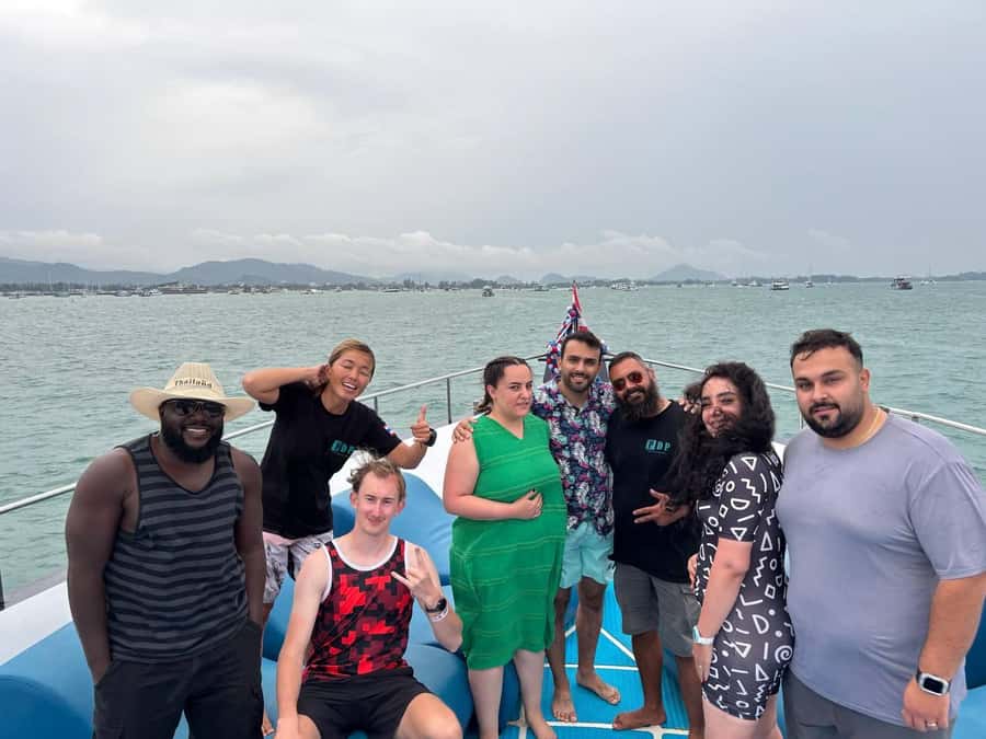 Phuket: PADI Advanced Open Water Course 2 days/6 Dives - Equipment, insurance, and what you bring from home