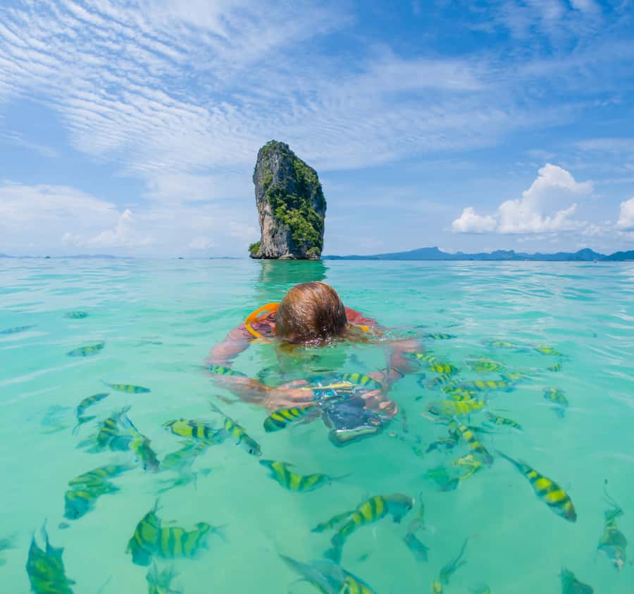 Phuket: Phi Phi & Bamboo Island Day Trip with Buffet Lunch - Crew, snorkeling gear, and the practical notes that matter