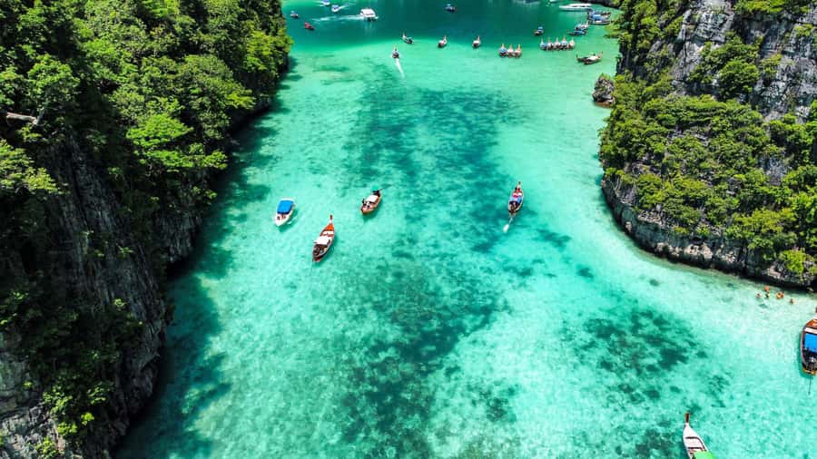 Phuket: Phi Phi, Bamboo & Maithon by Premium Speed Catamaran - From Phuket Pickup to Fast Catamaran Energy