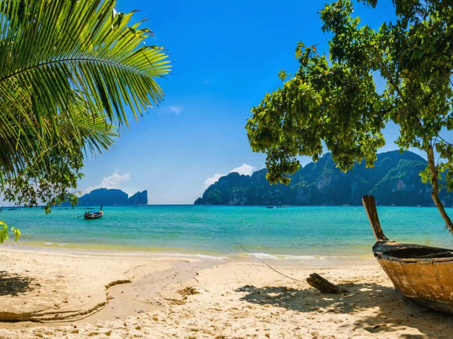 Phuket: Phi Phi Islands, Bamboo Island and Pileh Lagoon Trip - Maya Bay: iconic views, but expect the conservation rules