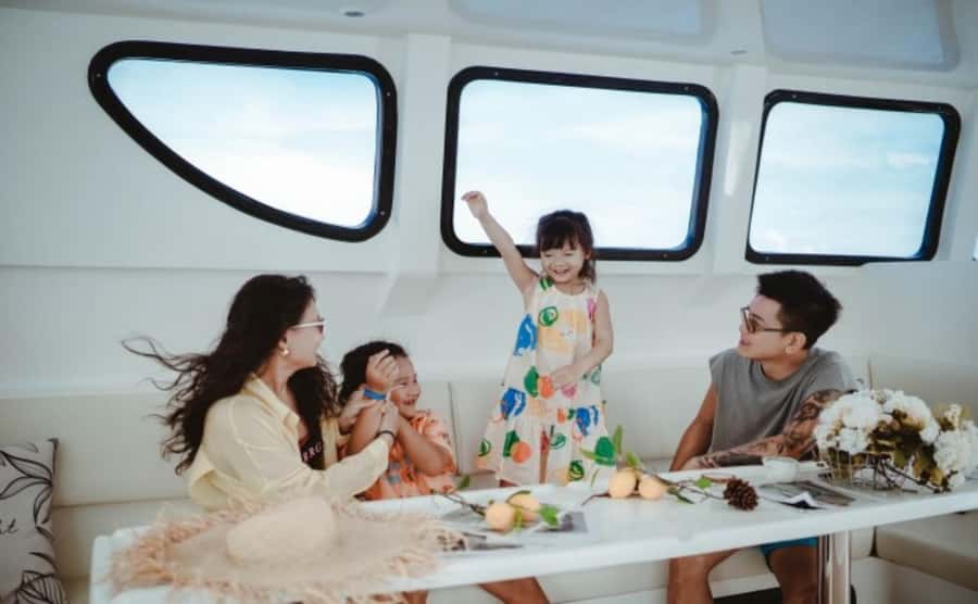 Phuket: Phi Phi, Maya, and Maiton by Luxury Yacht with Lunch - Getting there from Phuket: Chalking Pier check-in is the key step