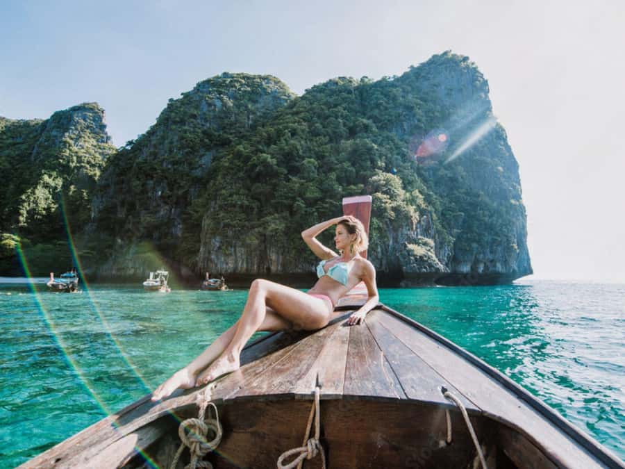 Phuket; Phi Phi, Maya Bay, Bamboo or Khai Island Speedboat - Loh Samah Bay: fast photos, big coastline energy
