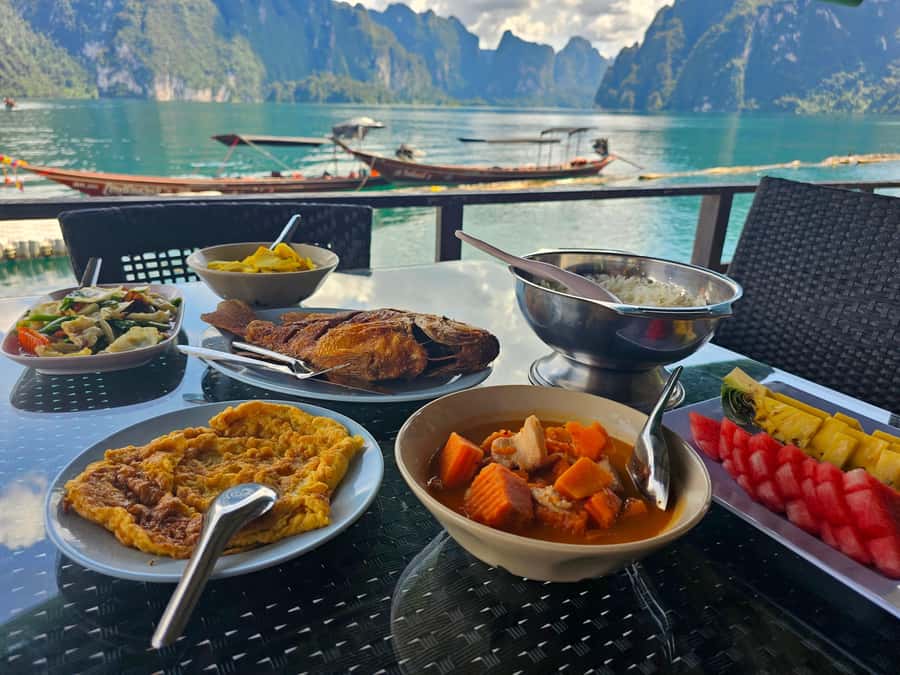 Phuket: Private Day Trip Khao Sok w/ Lake Boat Tour & Lunch - Diamond Cave (Pra Kie Phet Cave): the “mystical” part with real wildlife odds