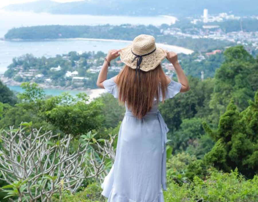 Phuket: Private Sightseeing Tour with Lunch and Entry Fees - Old Phuket Town: architecture, color, and practical shopping breaks