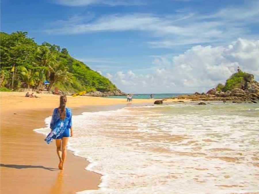 Phuket: PromthepCape,Swim Ya-Nui Beach,Buddha,Chalong Temple - Cashew Nut Factory Stop: Quick, Quick, Quick