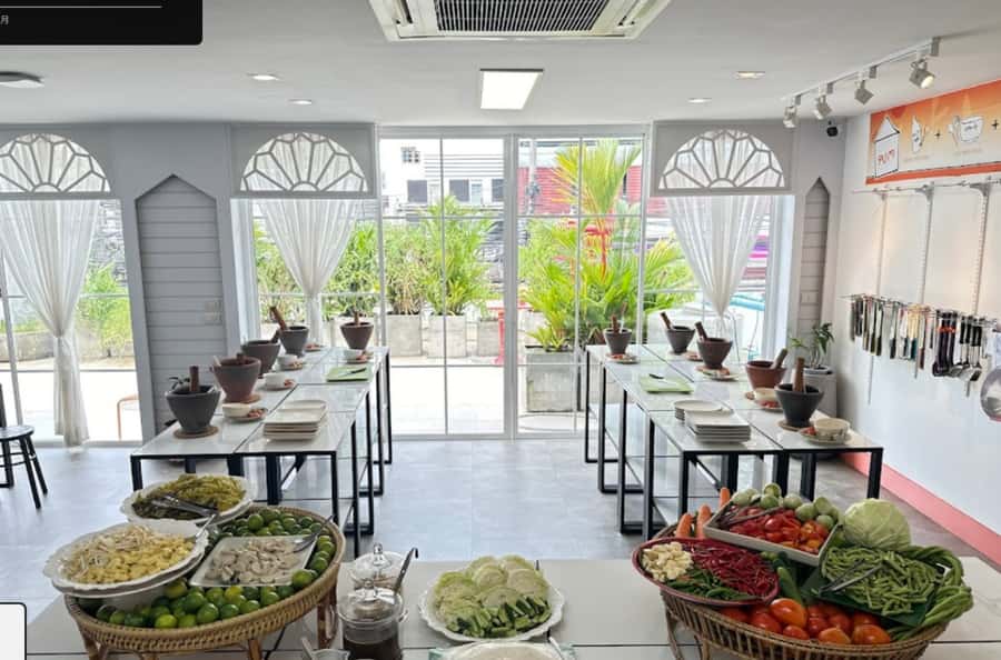 Phuket: Pum Thai Cooking School with Meal - Patong’s Cooking Class Options: Choose 90 Minutes or 5 Hours