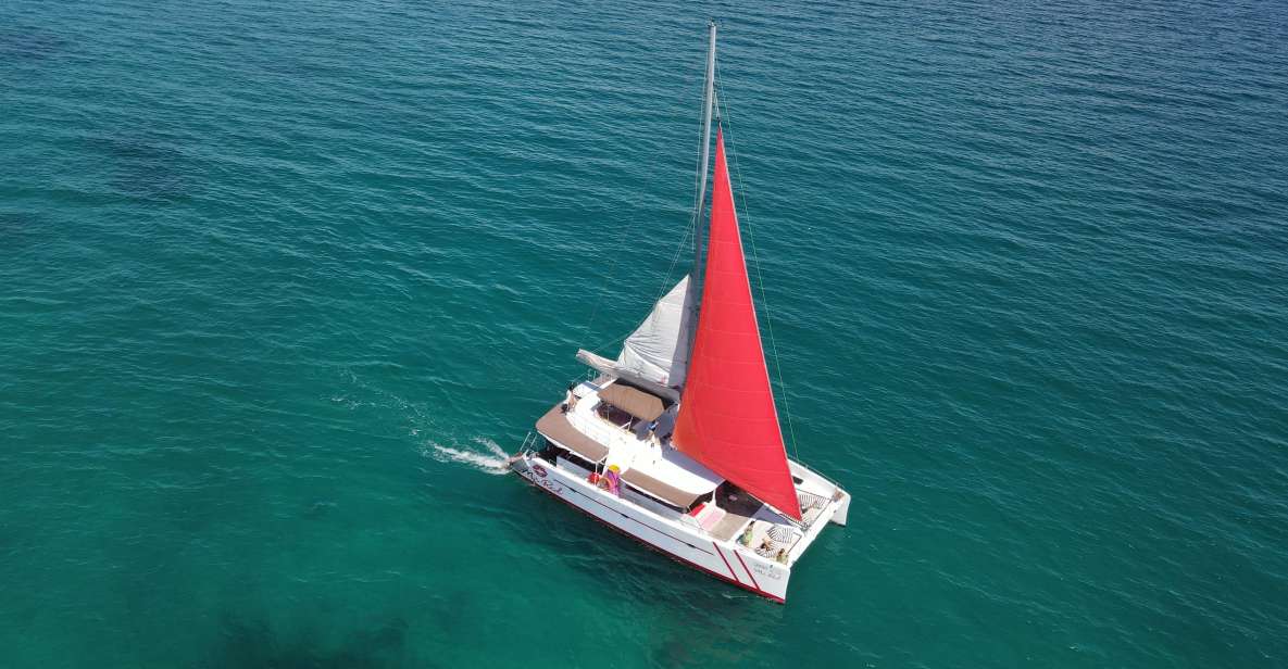Phuket: Racha and Coral Island Sailing Day Trip by Miss.Red - The onboard food that keeps the day from feeling like a squeeze