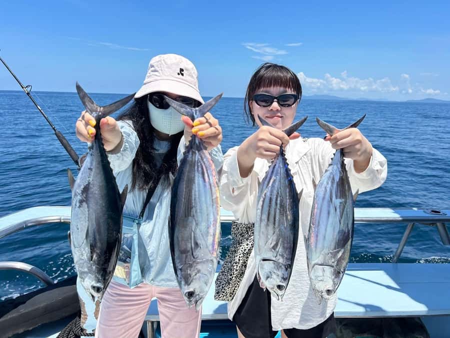 Phuket: Racha Island Fishing and Snorkeling Boat Tour - Snorkeling time on clear Andaman Sea water: what to expect