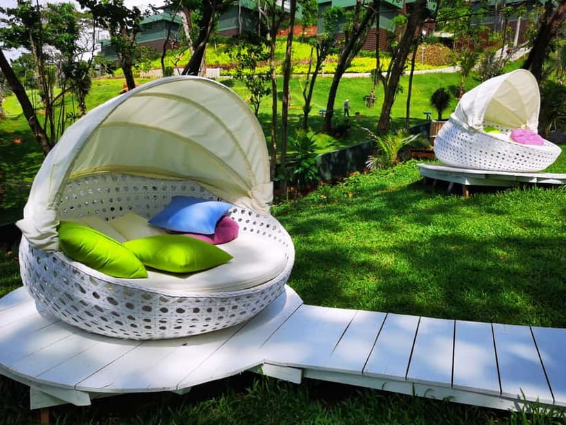 Phuket: Rock Beach Swing Entry Ticket - Scenic Walkways and Photo Spots: Make the Most of Your Free Time