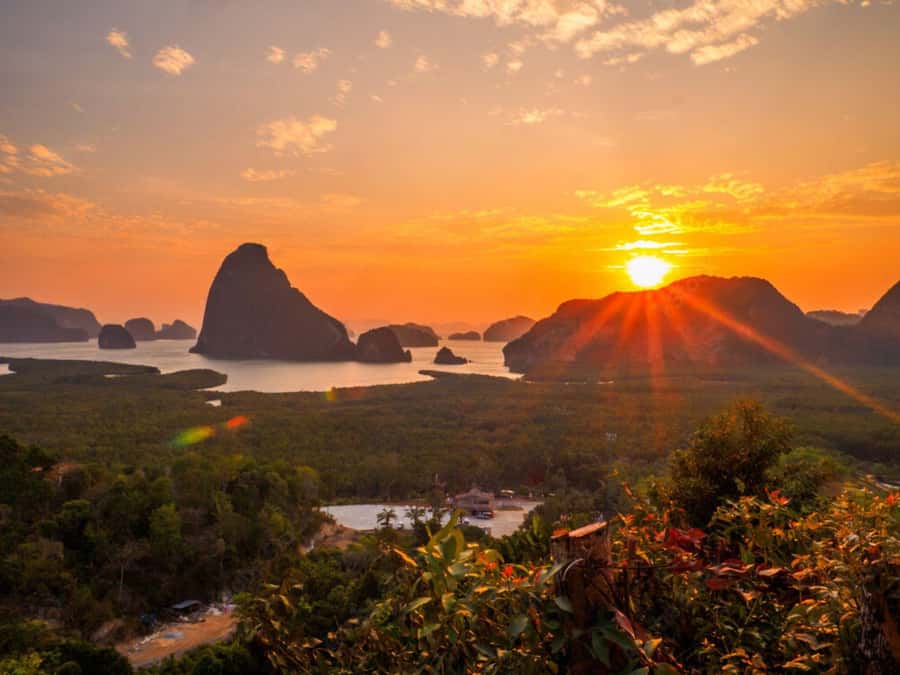 Phuket : Samet Nangshe and Cheow Lan Lake Adventure Day Tour - Samet Nangshe viewpoint: where the day’s best photos start