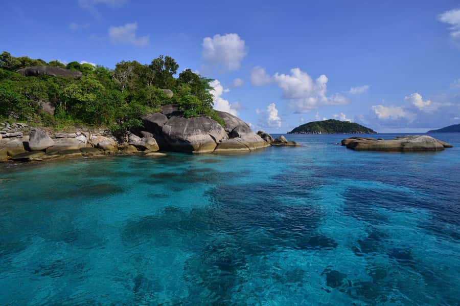 Phuket: Similan Island Day Trip by Speed Boat Catamaran - The ride back: snacks, local food flavors, and the end-of-day unwind