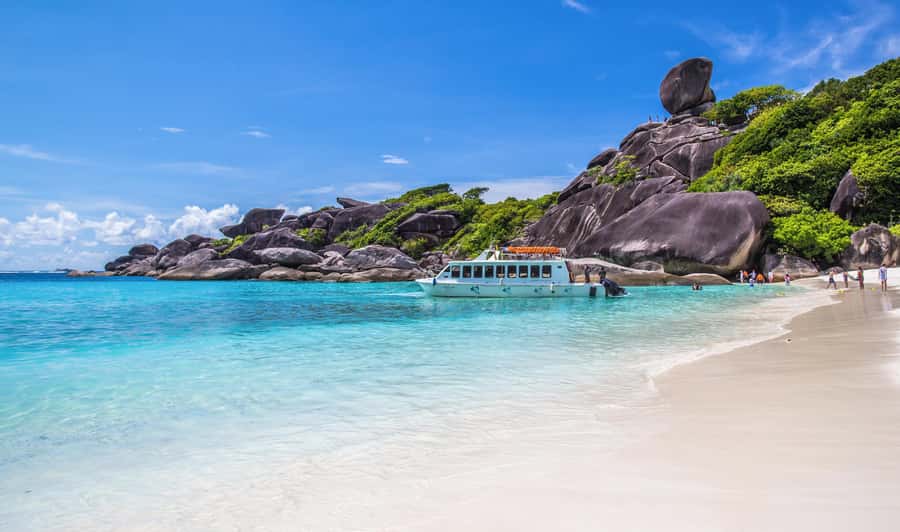 Phuket: Similan Islands Day Tour by Speedboat with Lunch - Koh Miang (Island No.4) and Princess Bay: beach time plus a real lunch