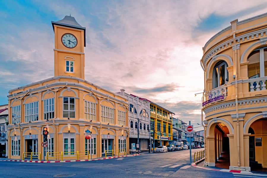 Phuket: Southern Thai Flavors Food Tastings Tour - Phuket Old Town and Oh Aew: shaved ice with o-aew jelly