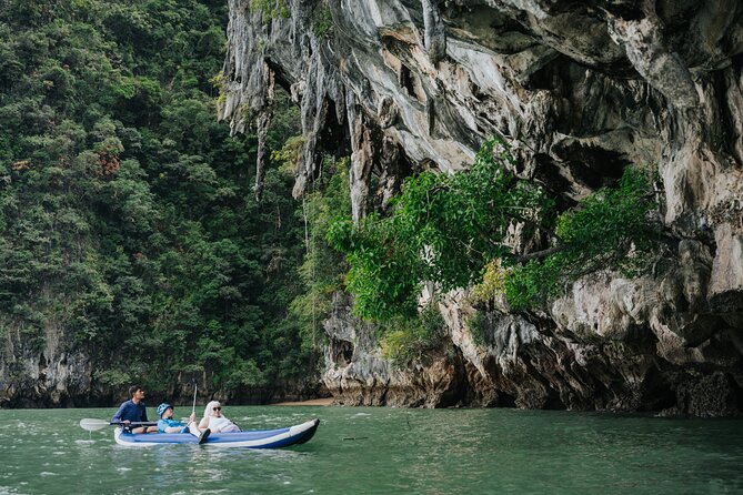 Phuket Sunset Big Boat Trip To Phang Nga Bay & James Bond Island - Thai Food on Board: Dinner Is Part of the Experience