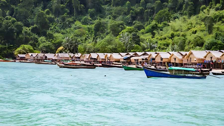 Phuket : Surin Island by Speedboat - Surin National Park: why you’re here (Chong Khat Bay / Chong Kad Channel)