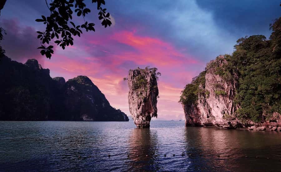 Phuket : Twilight Sea Canoe Tour with Glowing Plankton - Timing and route: from Ao Por Pier to Panak, Hong, and James Bond Island