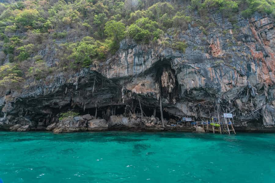 Phuket: Ultimate Phi Phi & Maya Bay Speed Catamaran Tour - Price and value: is $92 a fair deal for an island sprint?