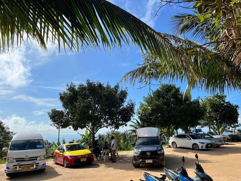 Phuket: Wat Chalong Temple, Big Buddha, Old Town Tour - Logistics: pickup options, van rides, and practical timing