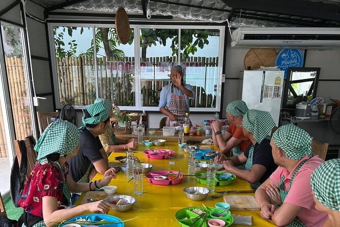 Phuketian Cooking Class With Market Tour - Pickup, small group size, and why the logistics feel easy