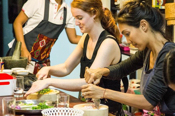 Pink Chili - Thai Cooking Class and Market Tour in Bangkok - Price and Value: Is $38.81 Worth It in Bangkok?