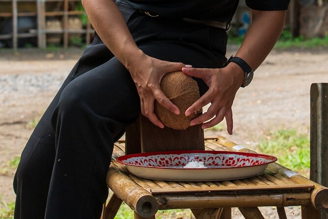 Plough to Plate: Be A Rice Farmer in Phetchaburi from Hua Hin - The farmers lunch: what’s included and what to watch for