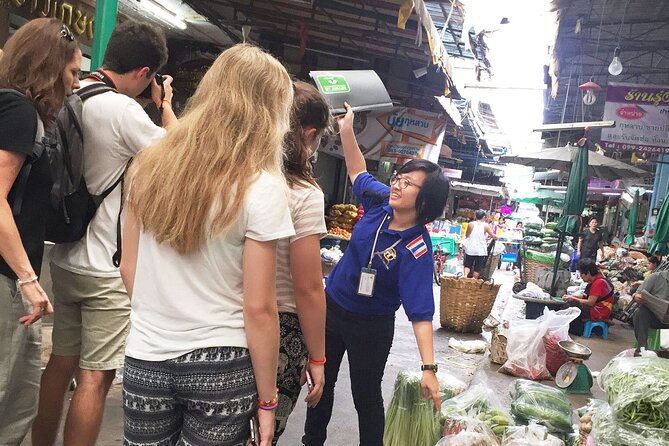 Private 3 Days Tour in Bangkok, Ayutthaya and Floating market - Day 3: Maeklong Railway Market and Damnoensaduak by Long-Tail Boat