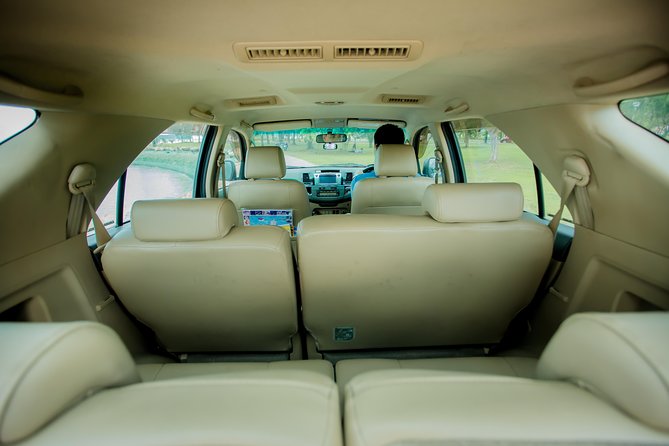 Private Airport Transfer in Phuket - Vehicle Comfort: Clean Air-Conditioning and Real-World Touches