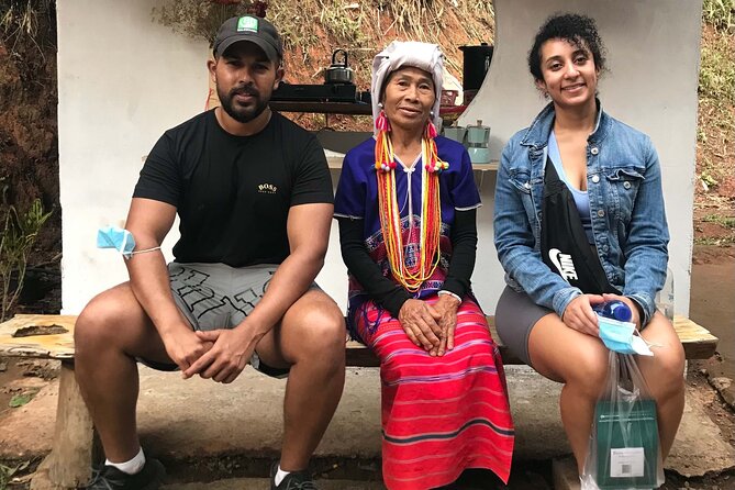 Private All-Inclusive Doi Inthanon & Pha Dok Siew Waterfall Tour - Karen Hill Tribe village and coffee plantation: culture with context