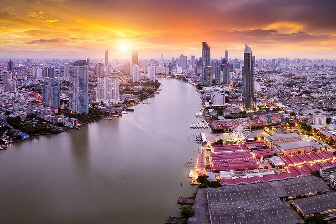 Private Arrival Transfer: BKK pr DMK Airports to Bangkok - Meet and greet: finding your driver after landing
