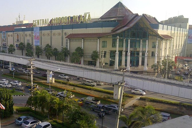 Private Arrival Transfer from Chiang Mai International Airport - The ride itself: air-conditioned comfort, clean transport, and real limits