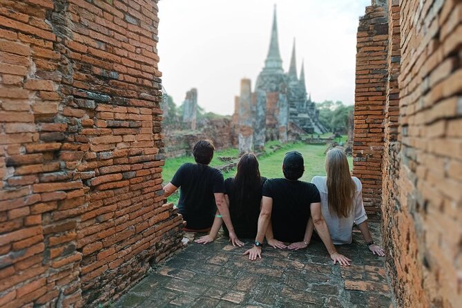 PRIVATE Ayutthaya + SUNSET Boat Tour + Light up The NIGHT - Guides, Timing, and Comfort: How the Day Actually Runs