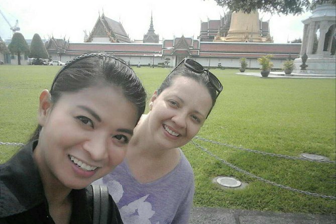 Private Bangkok City Tour Full Day With The Grand Palace - Wat Pho: the Reclining Buddha that sets the tone