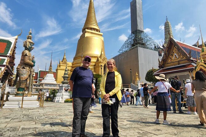 Private Bangkok City Tour Full Day With The Grand Palace - The Grand Palace and Wat Phra Kaew: the Emerald Buddha dress code test