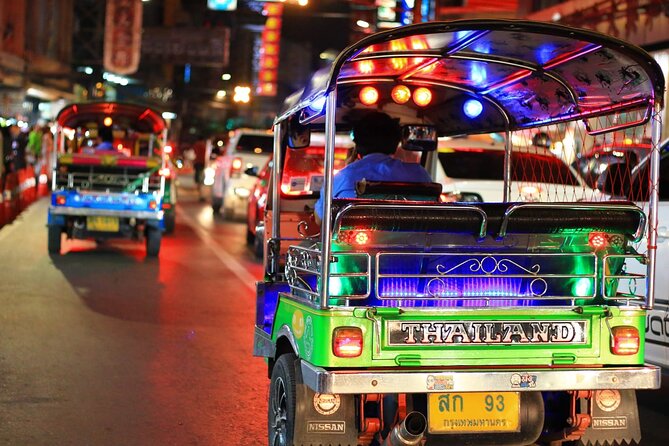 Private Bangkok Night City Tour by Tuk-Tuk with Thai Food - Rattanakosin Old City + Giant Swing: Classic Landmarks, Short and Sweet