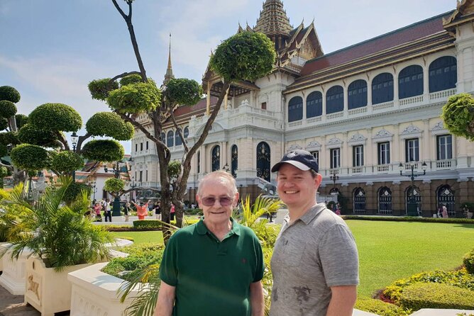 Private Best of Bangkok Full Day Highlights City Tour - Wat Traimit (Golden Buddha) and Pak Khlong Talat: temple plus real street life