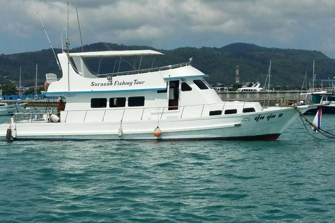 Private Boat Fishing TROLLING & SPINNING From Phuket - Equipment, safety, and the crew: clean boat vs old gear