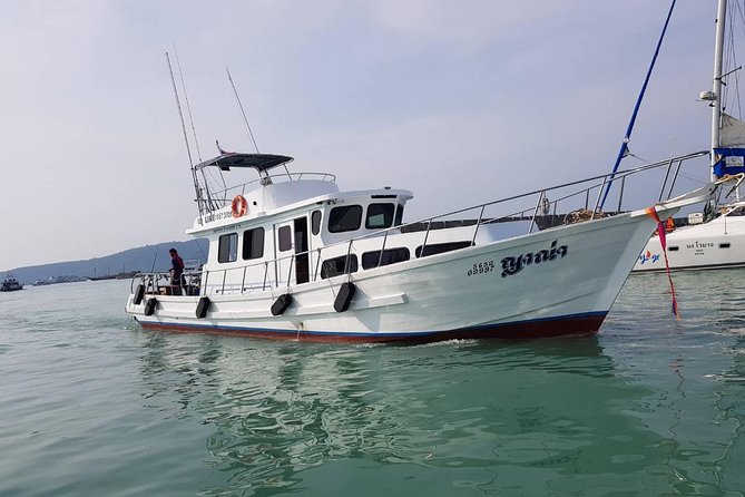 Private Boat Fishing TROLLING & SPINNING From Phuket - Racha Yai and Racha Noi: fishing time plus reef time