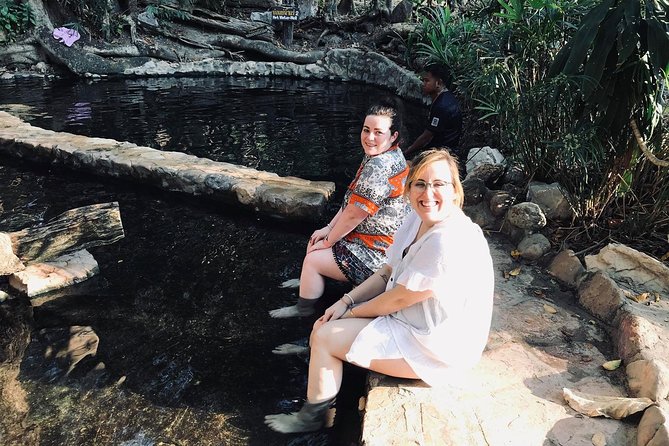 Private Chaing Dao Tour. Village, Cave,Hot springs, Sticky Waterfall. - Chiang Mai to Chiang Dao: a long day that stays organized