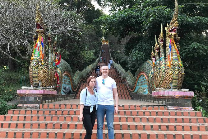 Private Chiang Mai Temple Tour with Doi Suthep and Wat Umong - Wat Suan Dok: A Beautiful Temple Moment in the Middle of the Day