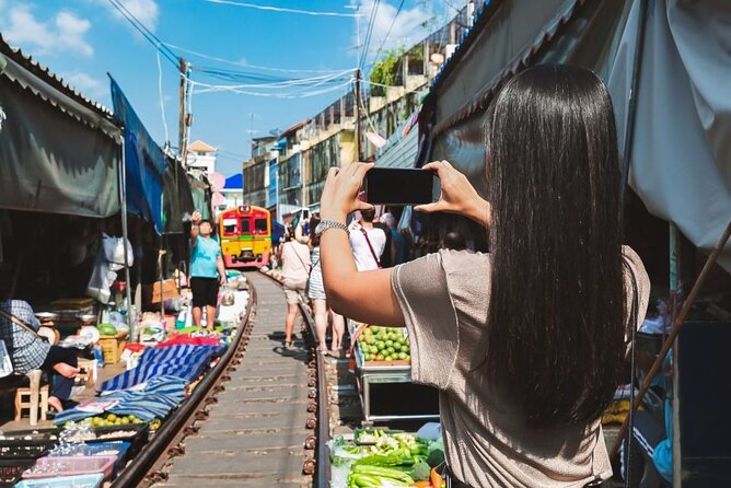 Private Damnoen Saduak and Maeklong Railway Market Tour(min 2pax) - Damnoen Saduak Floating Market: Canal Shopping on Boats