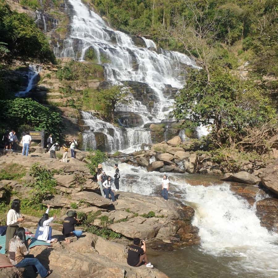 Private Day Tour Doi Inthanon With Mae Ya Waterfall - Lunch and the White Karen village at Mae Klang Luang (Ban Mae Klang Luang)