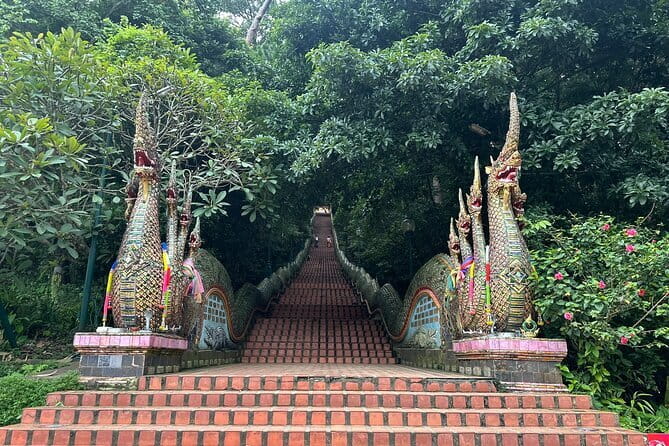 Private Doi Suthep Temple Handicraft Center and Sticky Waterfall - Entering Chiang Mai’s Rhythm: A Private Day Route That Makes Sense