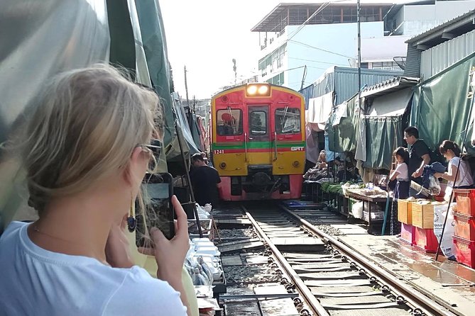 Private Excursion to Maeklong Railway & Amphawa Floating Markets - The 1:00 pm pickup and the ride south: how the day stays organized