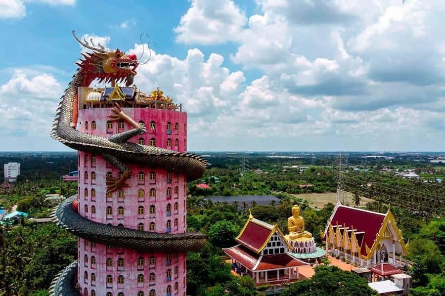Private Floating & Train Market + DRAGON Temple + Thai Cafe - Pickup, Timing, and What Your Day Feels Like