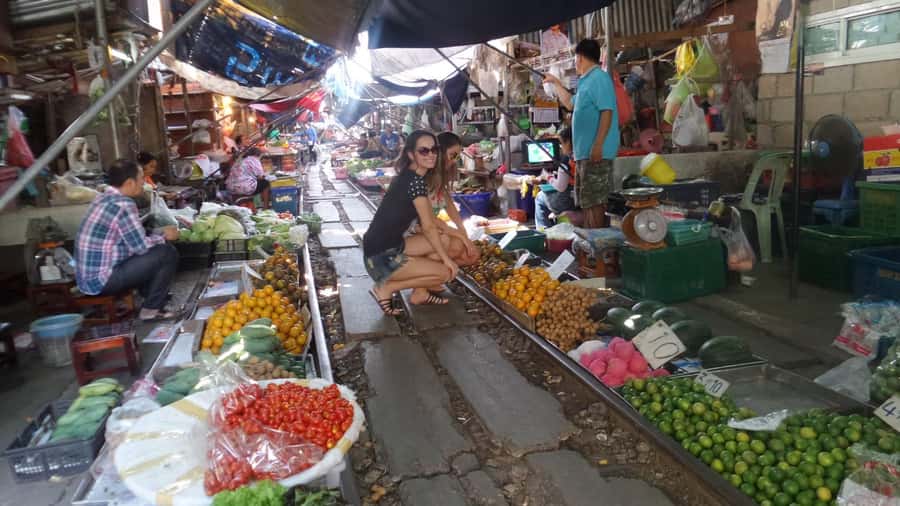 Private Floating & Train Market + DRAGON Temple + Thai Cafe - Maeklong Railway Market: Watching the Stalls Disappear for the Train