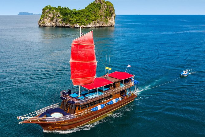 Private Full-Day Red Dragon Yacht for Snorkeling Koh Tan & Visit Pink Dolphin - A private day that actually stays flexible (not just “exclusive” on paper)