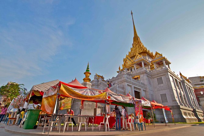Private Grand Palace and Temple of Emerald Buddha & All Bangkok Highlights - Pak Khlong Flower Talat: the market that runs almost all day