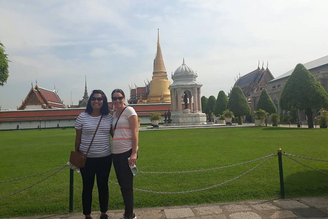 Private Grand Palace Bangkok City Tour & Klong Longtail Boat Trip - Wat Pho and the Reclining Buddha: the big one you feel in your legs