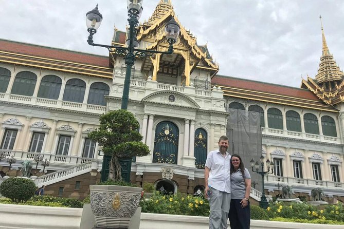 Private Grand Palace Bangkok City Tour & Klong Longtail Boat Trip - Chinatown stop: a change of pace before you head back
