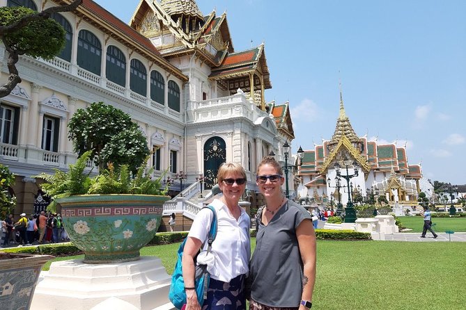 Private Grand Temples Along the Chao Phraya River [1/2 Day] - Practical Tips That Save Time at the Door